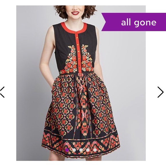 RARE find! Modcloth ‘A Conversation Masterpiece’ Dress in Red - Picture 3 of 6